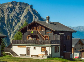 Gruppenhaus im Walliser Alpstyle